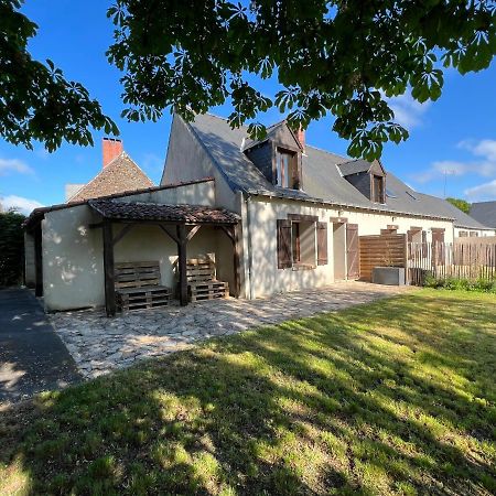 Maison Idealement Situee Avec Parking Gratuit Ancenis Exterior foto